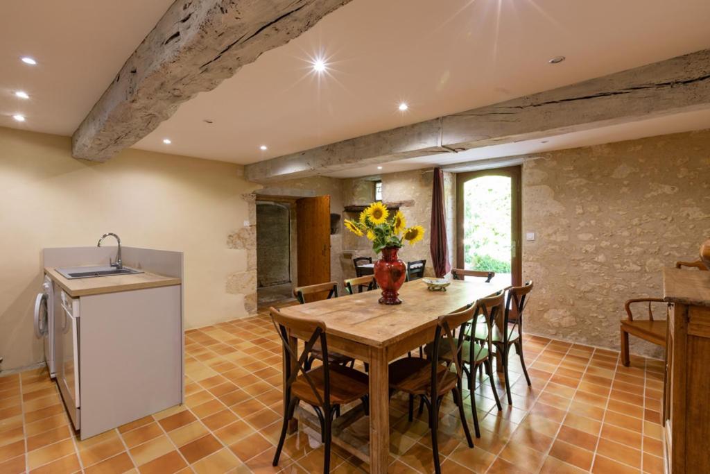 לינה וארוחת בוקר Cezan Domaine De Laplan מראה חיצוני תמונה